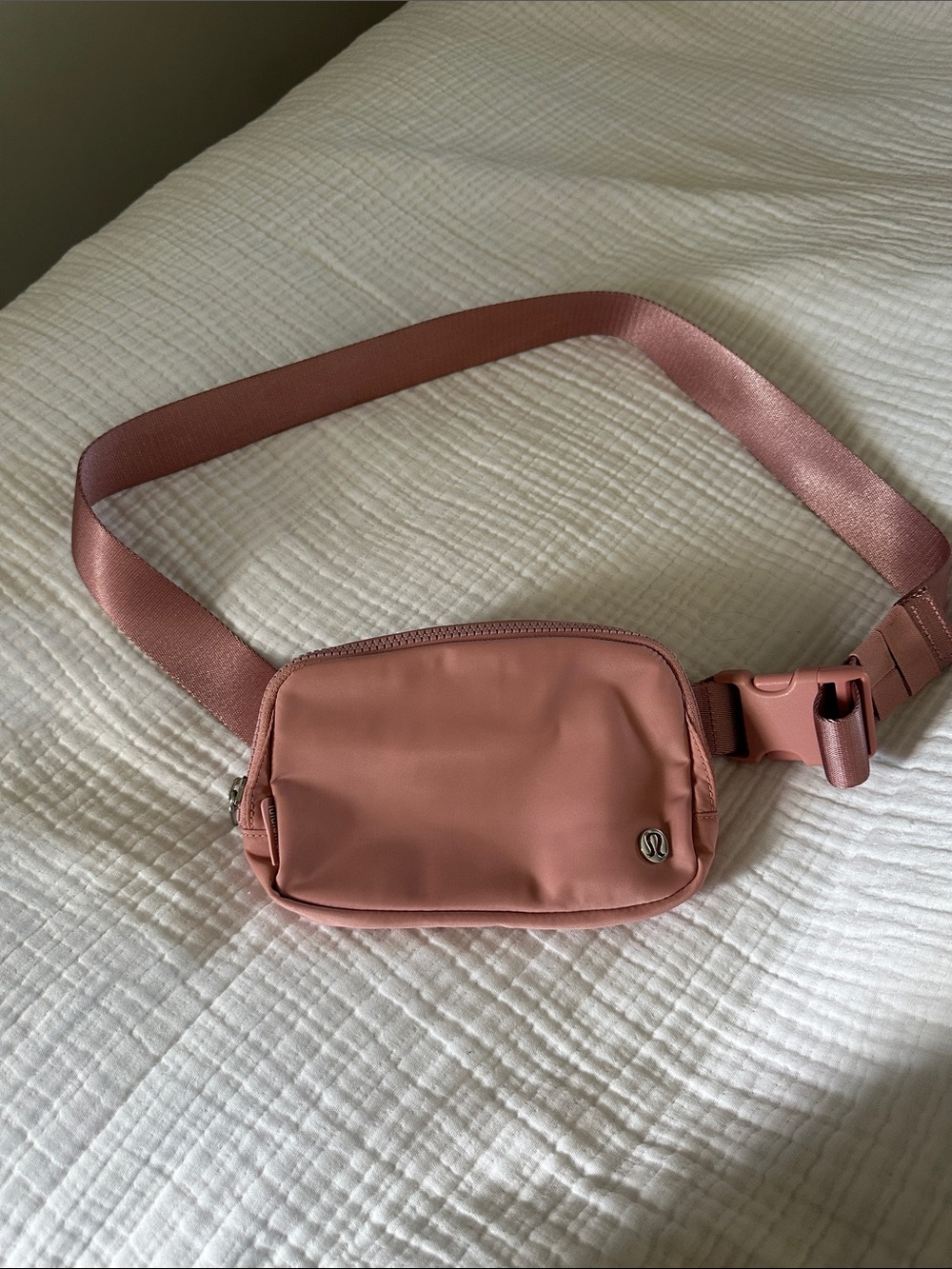 lululemon athletica Dusty Rose Belt Bag